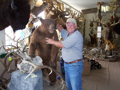 Photo of Mike and his hunting buddy